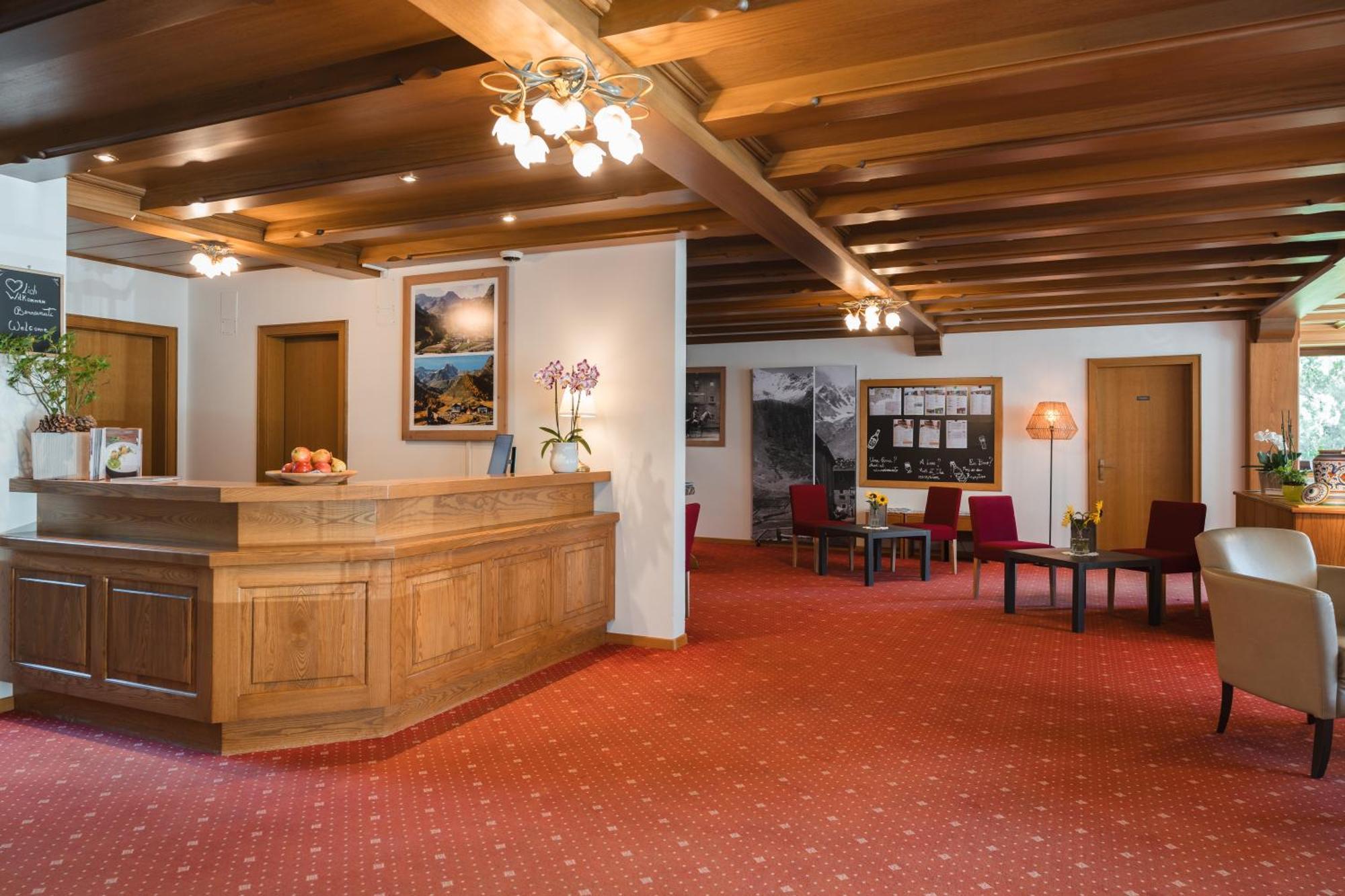Smart Hotel Firn Madonna  エクステリア 写真