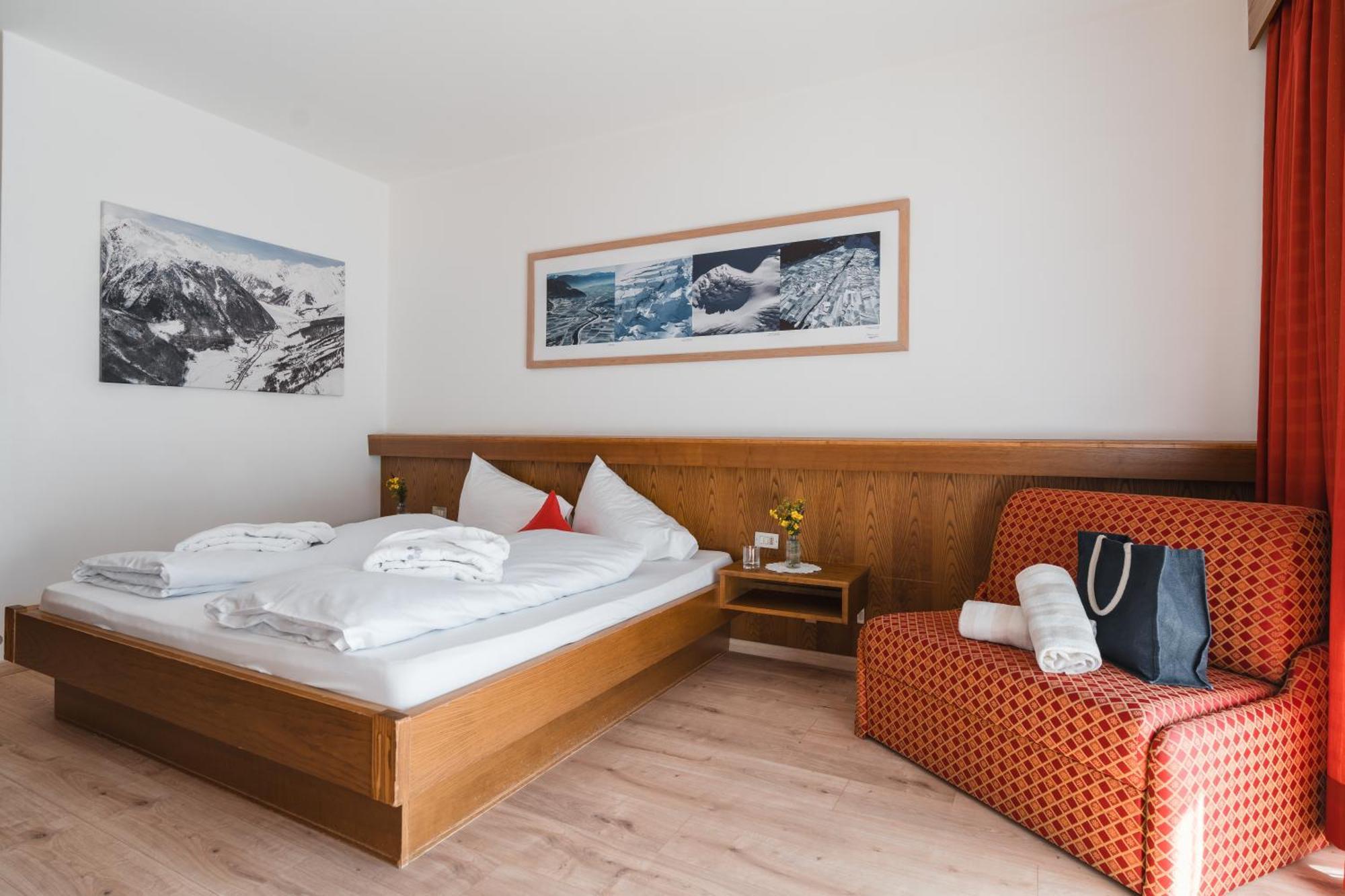 Smart Hotel Firn Madonna  エクステリア 写真